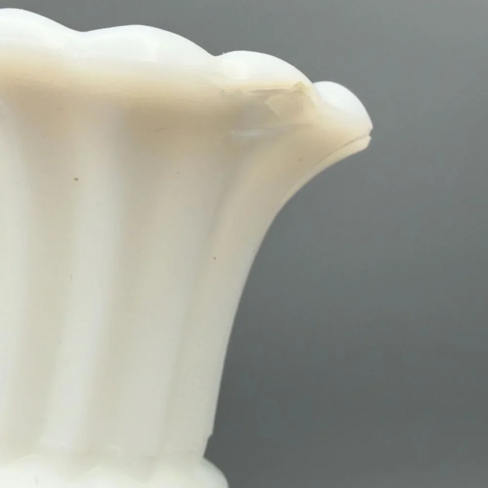 Vintage Milk Glass Bud Vases Set Of 2 Diamond Pattern Scalloped Rim